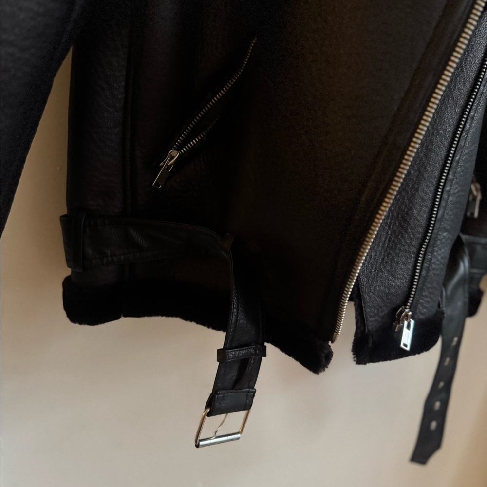 Women’s L Zara Black Faux Leather Bomber Jacket - Picture 5 of 6